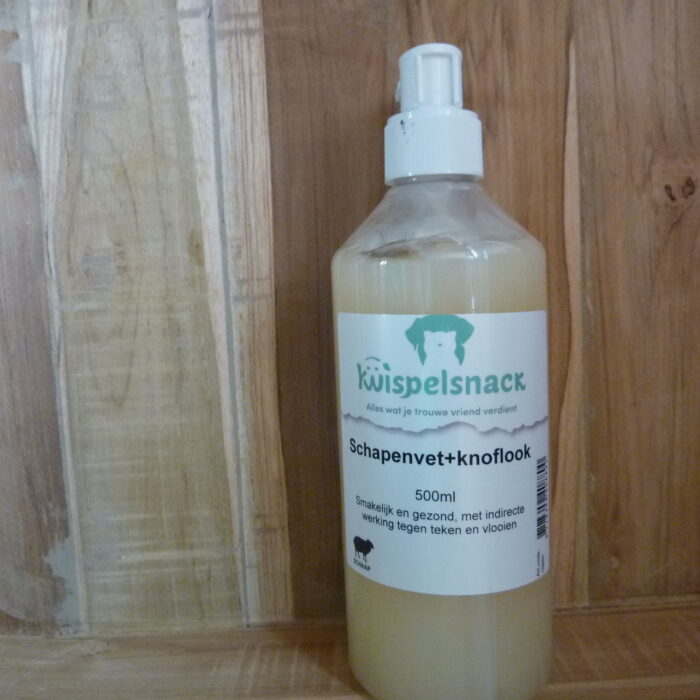 Schapenvet en knoflook olie Schapenvet en knoflook olie